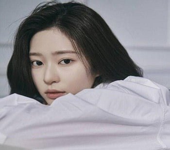 Cô gái Minju quyến rũ trong bộ phim khiêu dâm mới