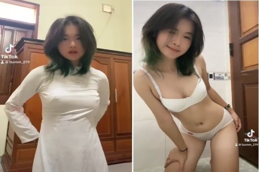 Nữ sinh ham muốn, thích ngậm quần lót ren